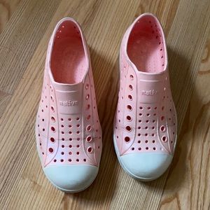 Native shoes for girls